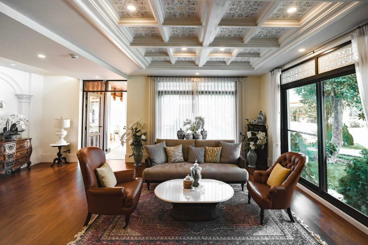 Content Villa Chiangmai Chiang Mai Exteriör bild